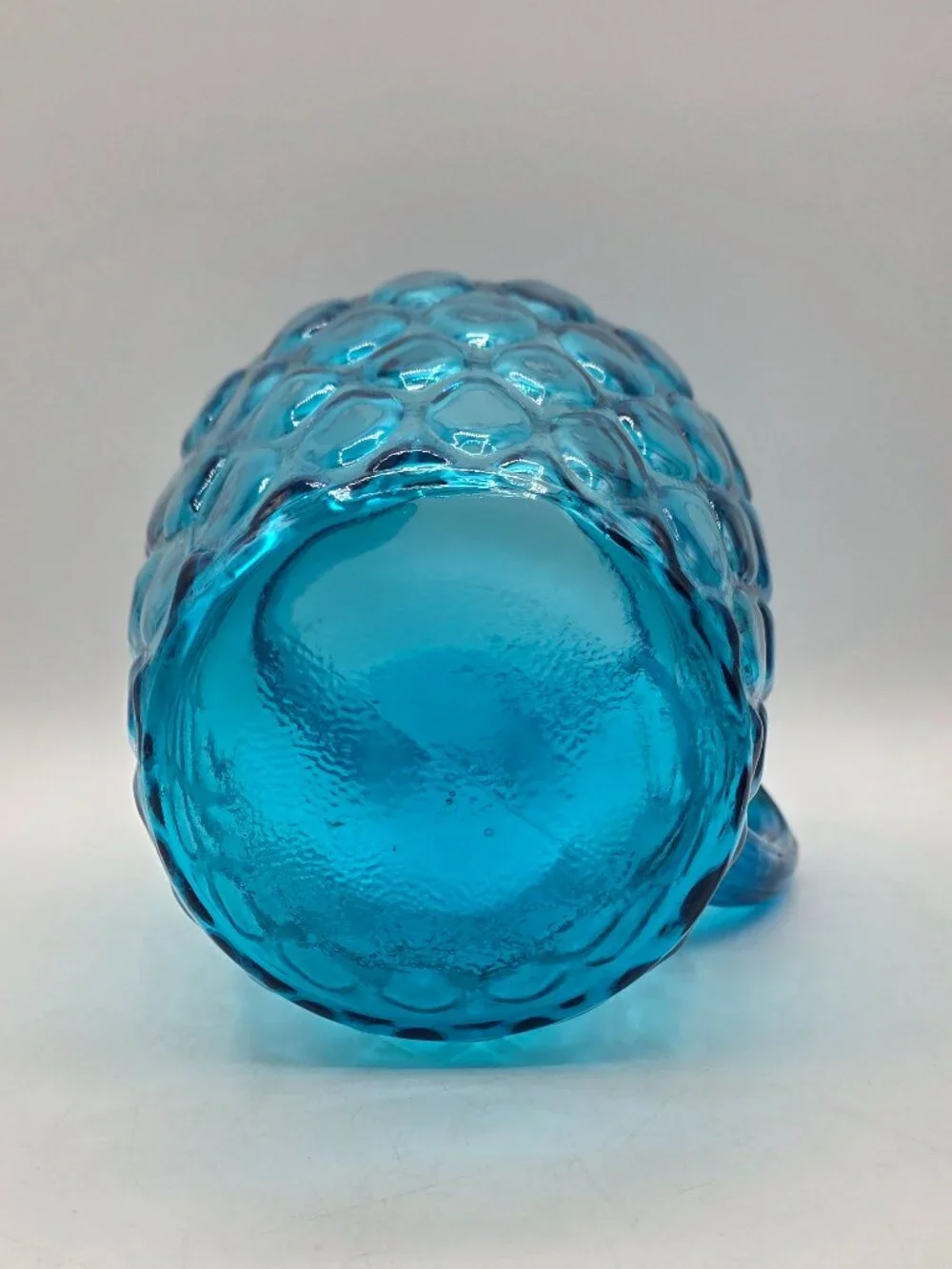 Vtg Anchor Hocking Madrid Laser Blue MCM Teardrop Glass Water Pitcher Ice Lip